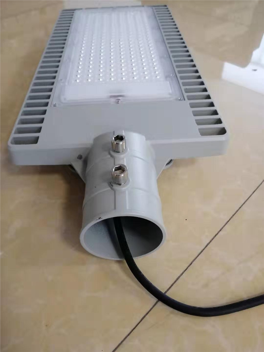 上海亞明ZD105 LED路燈 30W 50W 100W 150W 廠區(qū)道路照明燈具